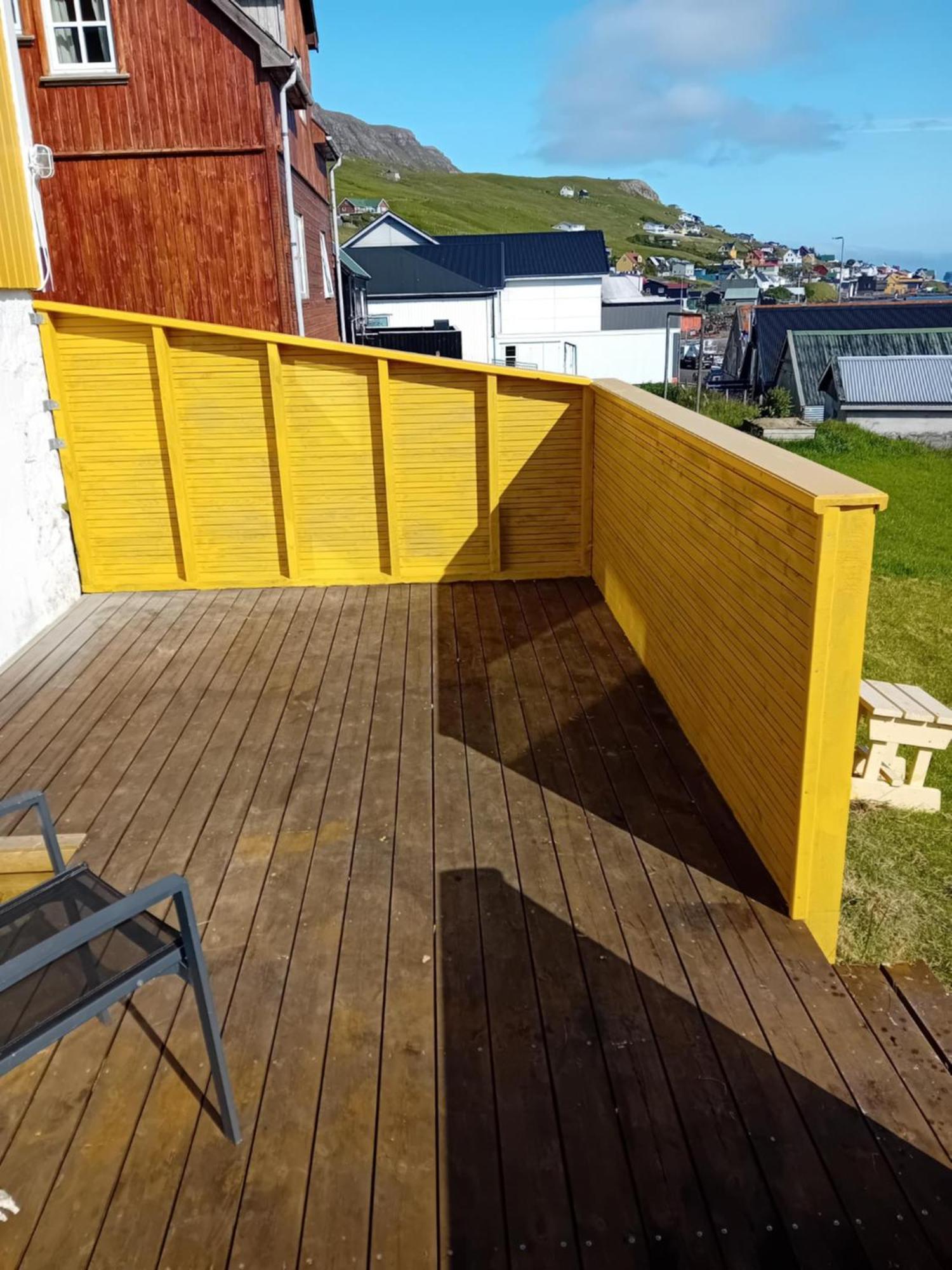 Det Lille Gule Hus Villa Trongisvágur Buitenkant foto